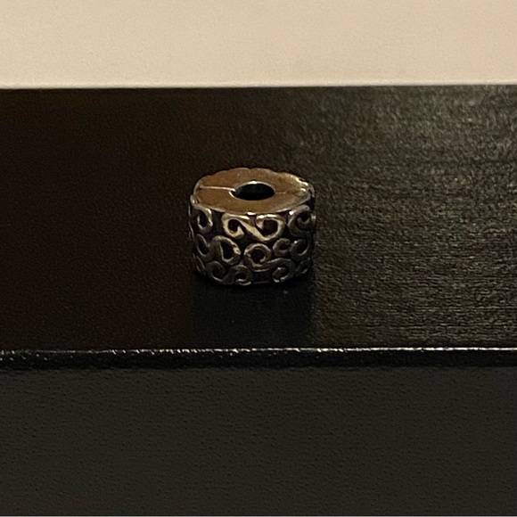 Pandora Swirl Clip Charm - Picture 4 of 10